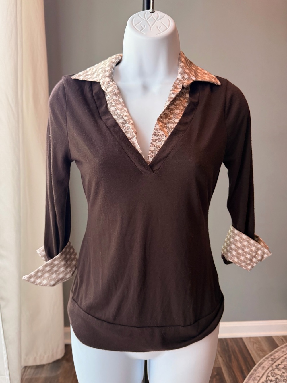 Vintage Y2K Charlotte Russe Collared Groovy Geometric Blouse S 70s Retro Office